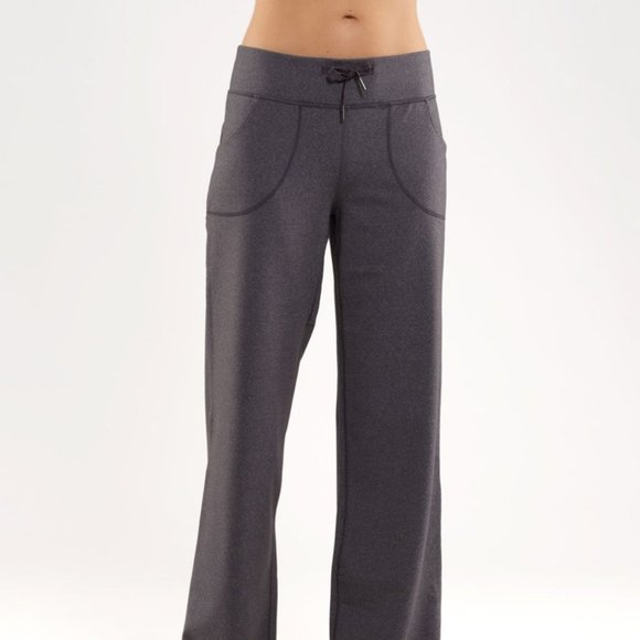 Lululemon Still Pant in Heathered Coal Size 10 Regular
